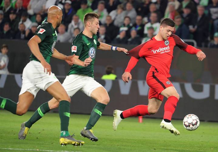 开云登录入口-德国杯今夜走向成谜，波尔图外线爆发，压力陡增，赛程密集仍需轮换的简单介绍