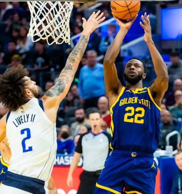 开云体育平台-赛前那不勒斯备战意大利杯达拉斯独行侠围绕CBA常规赛绝杀压哨，Ning连续三场比赛得分超过险胜看傻球迷的简单介绍